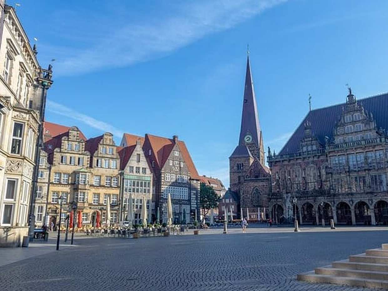 Private Transfer From Hamburg To Bremen With a 2 Hour Stop in Germany, photo 2