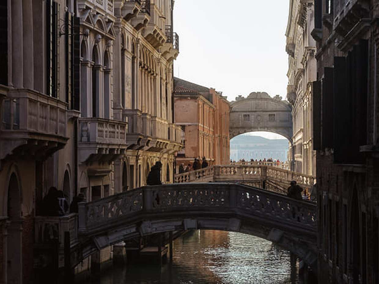Legendary Doge’s Palace Skip-The-Line Live Guided Tour, photo 5