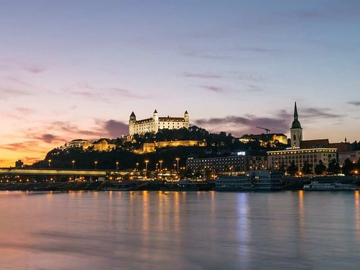 Budapest to Prague Private Transfer with Bratislava Castle