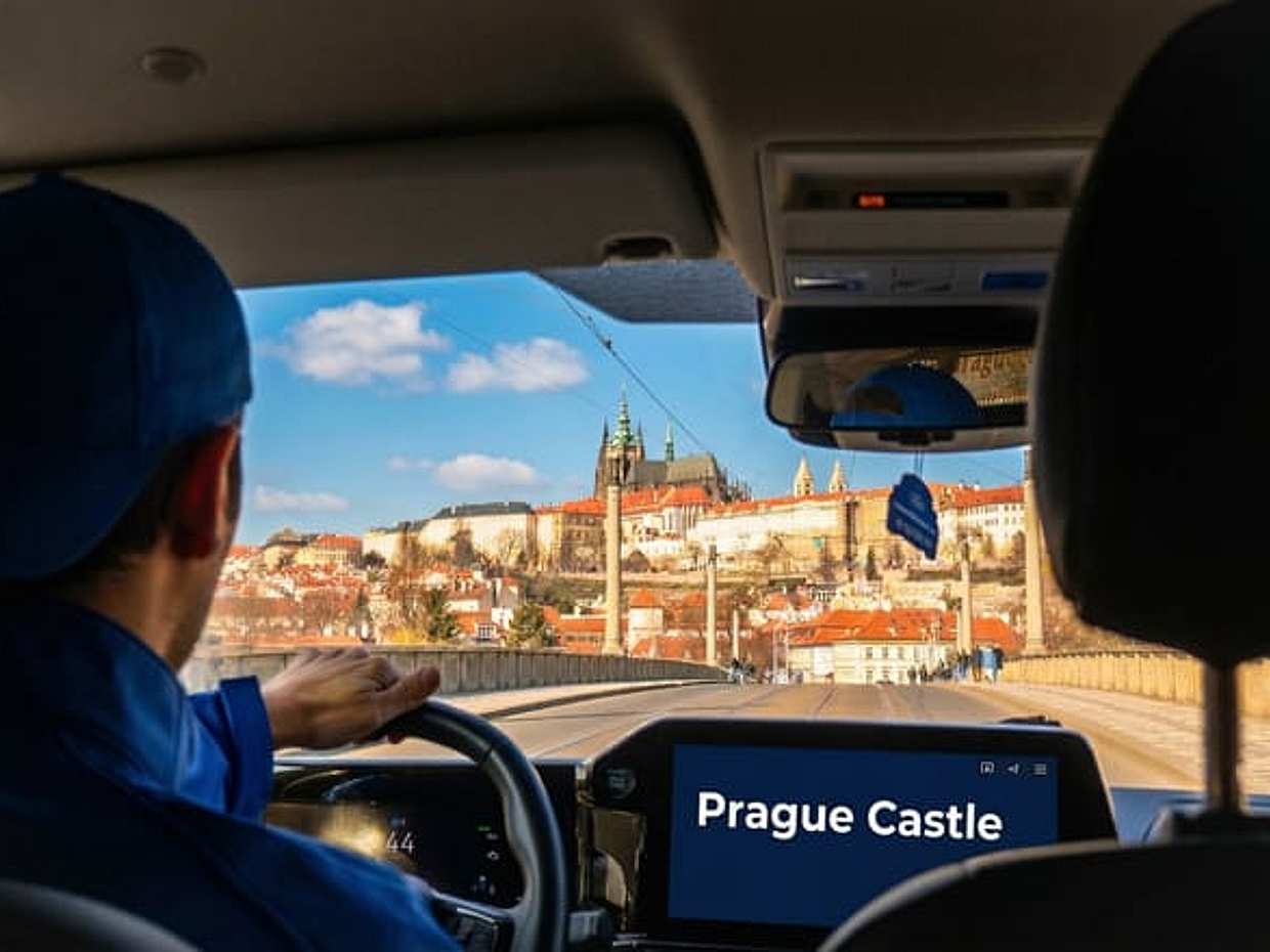 Château de Prague : Billet d'entrée avec transfert en bus et audioguide en Tchéquie, photo 2