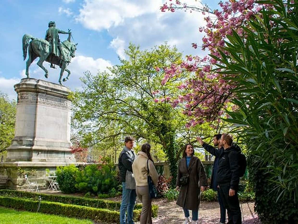 Paris Private Custom Tour: Half-Day Experience with a Local Guide, photo 2