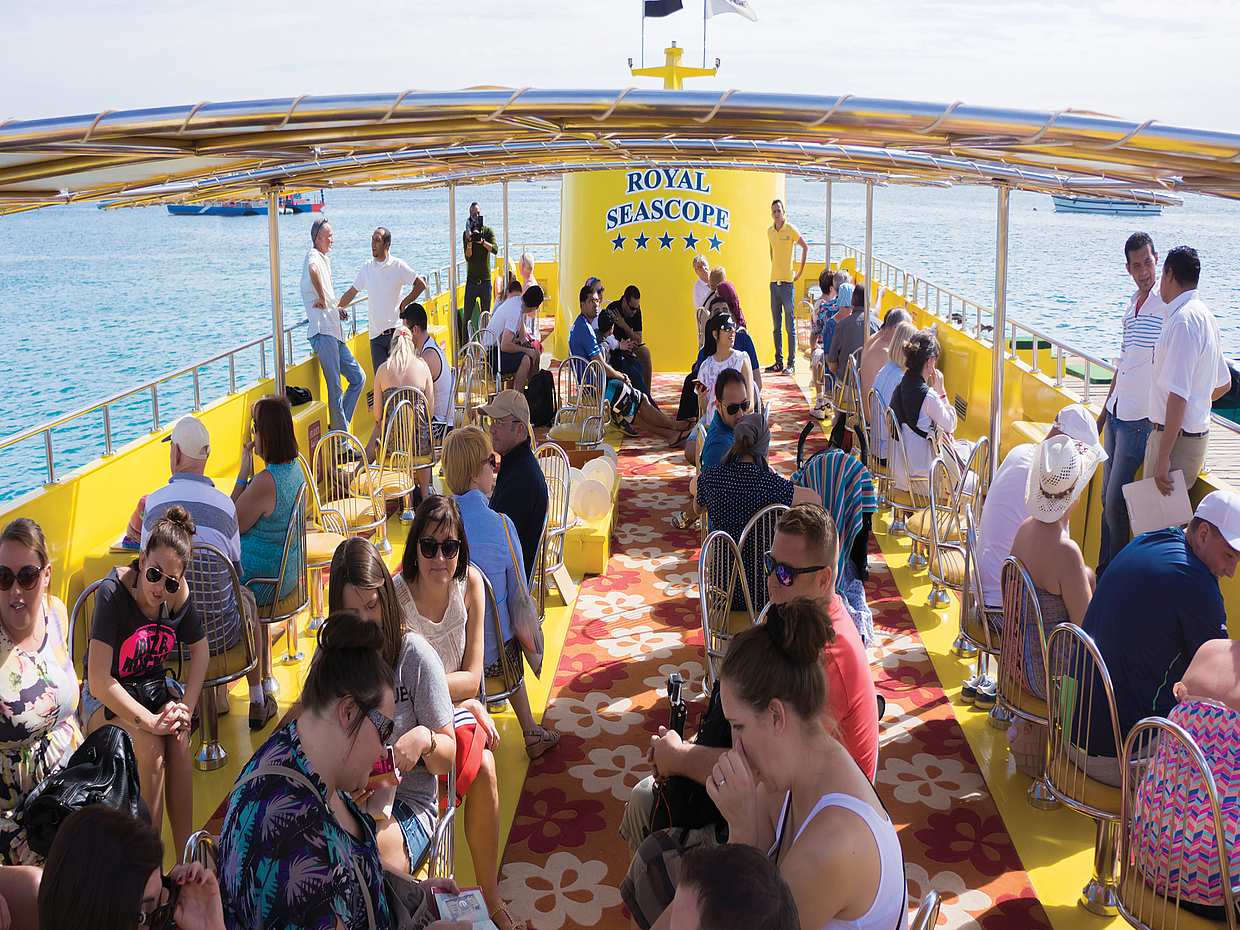 Royal Submarine Adventure – Explore the Red Sea Underwater World, photo 5