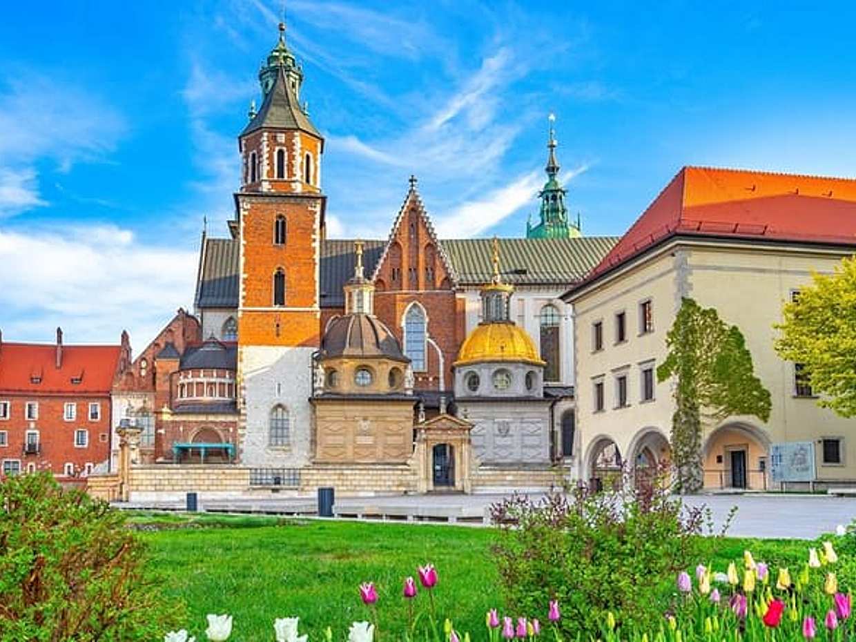 Private Transfer from Prague to Krakow: Door-to-door, English-speaking driver, photo 4