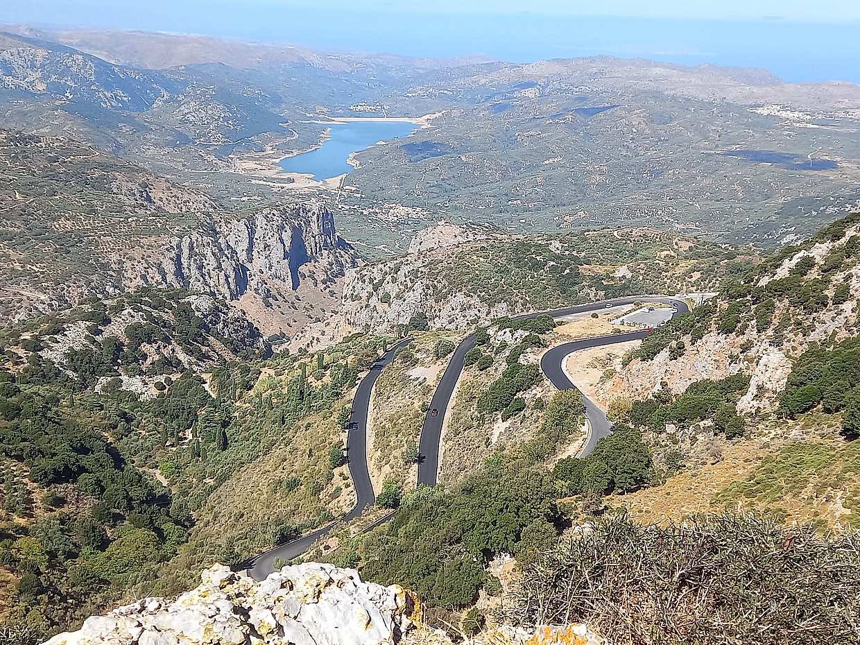 Heraklion'dan: Lasithi Platosu, Zeus Mağarası, Yel Değirmenleri ve Zeytinyağı Fabrikası Küçük Grup Turu