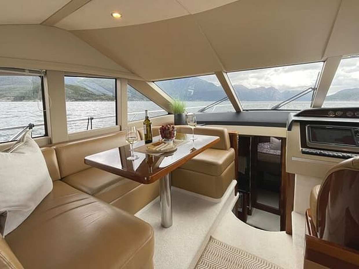 Private Ice-bathing yacht cruise to the Fjords, photo 3