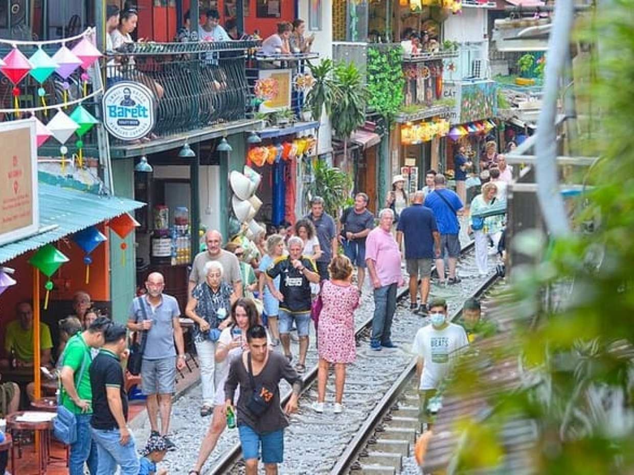 Hanoi Old Quarter and Train Street Walking Tour, photo 4