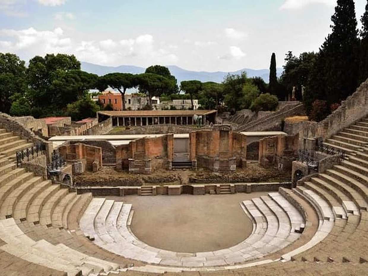 Private Tour Pompeii excavations, photo 2