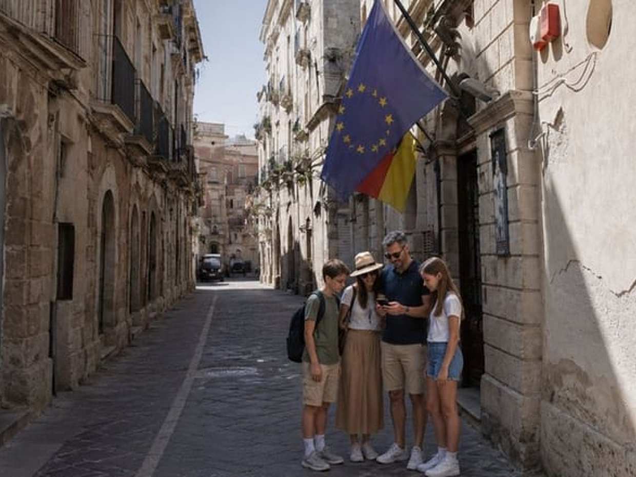 Syracuse Ortigia Scavenger Hunt & Self-Guided Walking Tour, photo 2