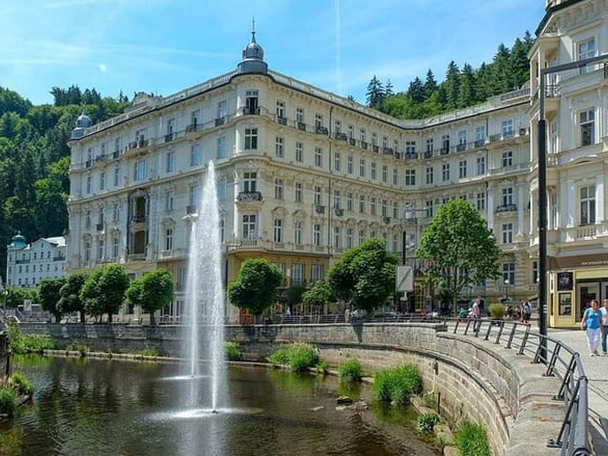 Day Trip Prague to Karlovy Vary, Marianske Lazne & Pilsen Brewery, photo 2