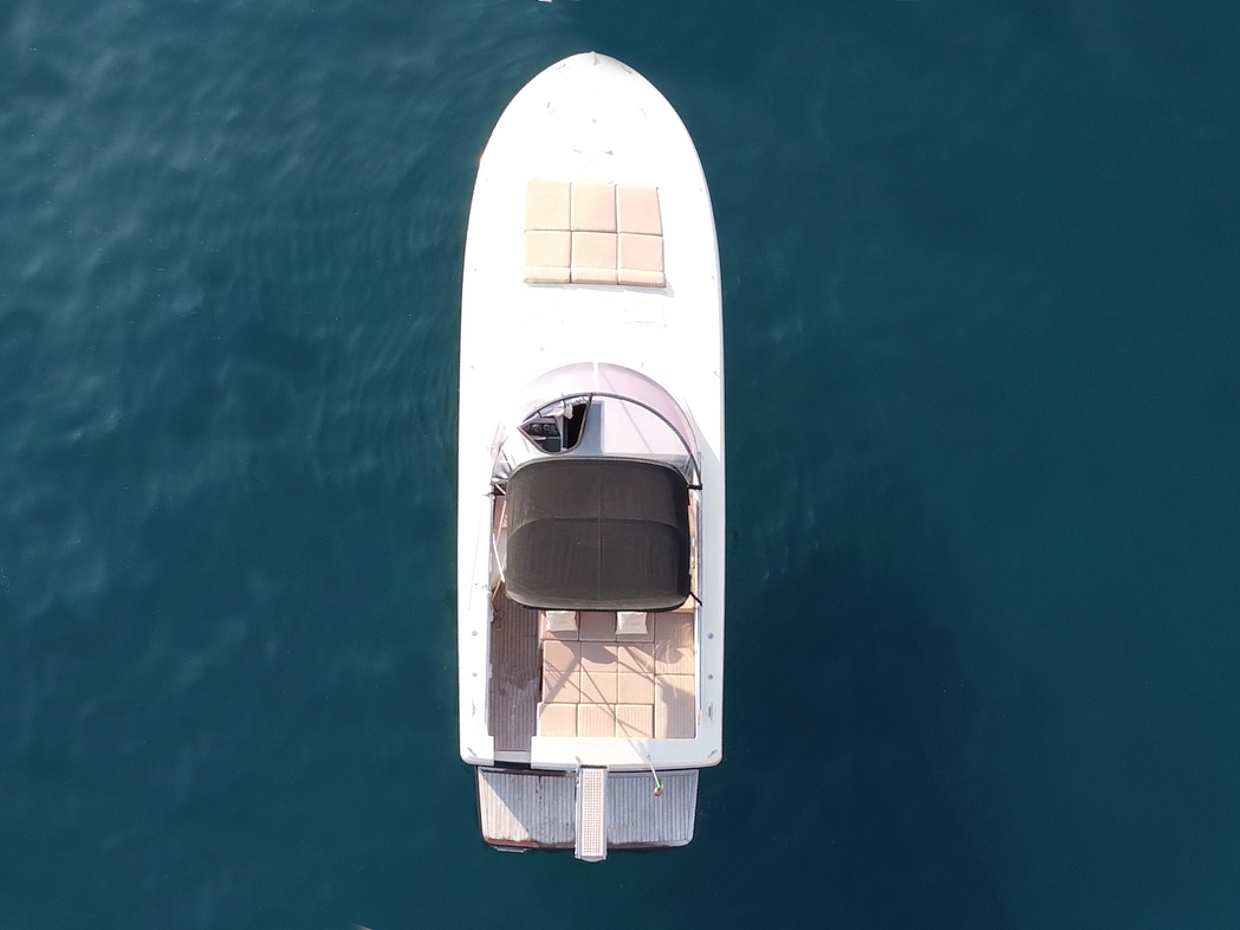 Privé jachttocht naar Capri vanuit Positano in Italië
