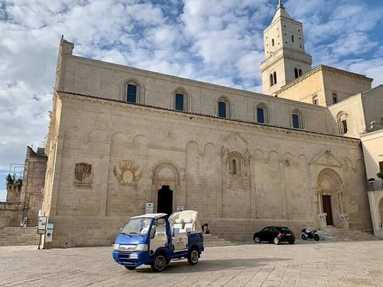 Ape Calessino Tour nei Sassi di Matera