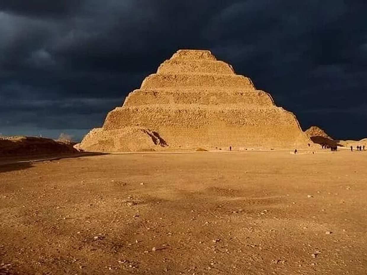 Pirámides de Giza Saqqara y Menfis Excursión de un día VIP en Egipto, El Cairo, photo 4