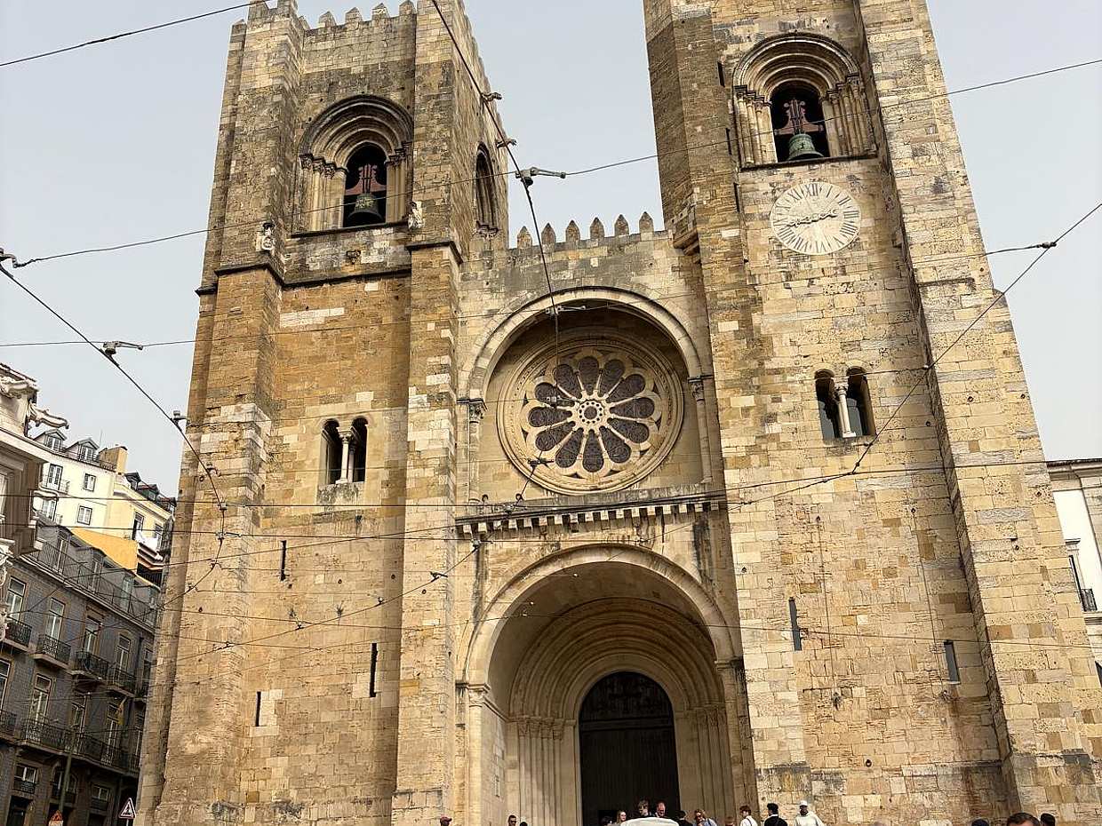 Cultural Tour by Tuk Tuk in Portugal, Lisbon, photo 3