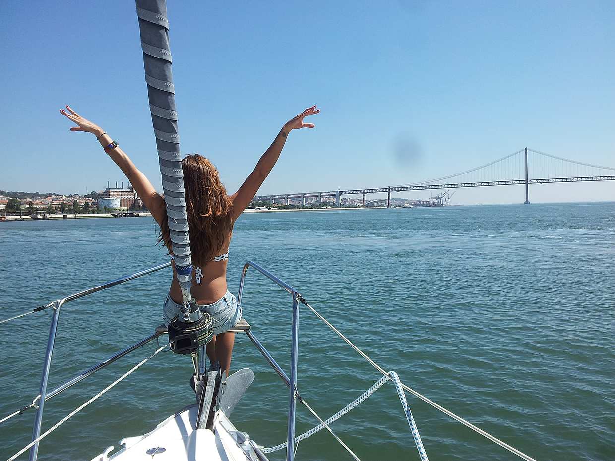 Passeio de Barco ao Pôr do Sol em Lisboa, Portugal
, photo 3
