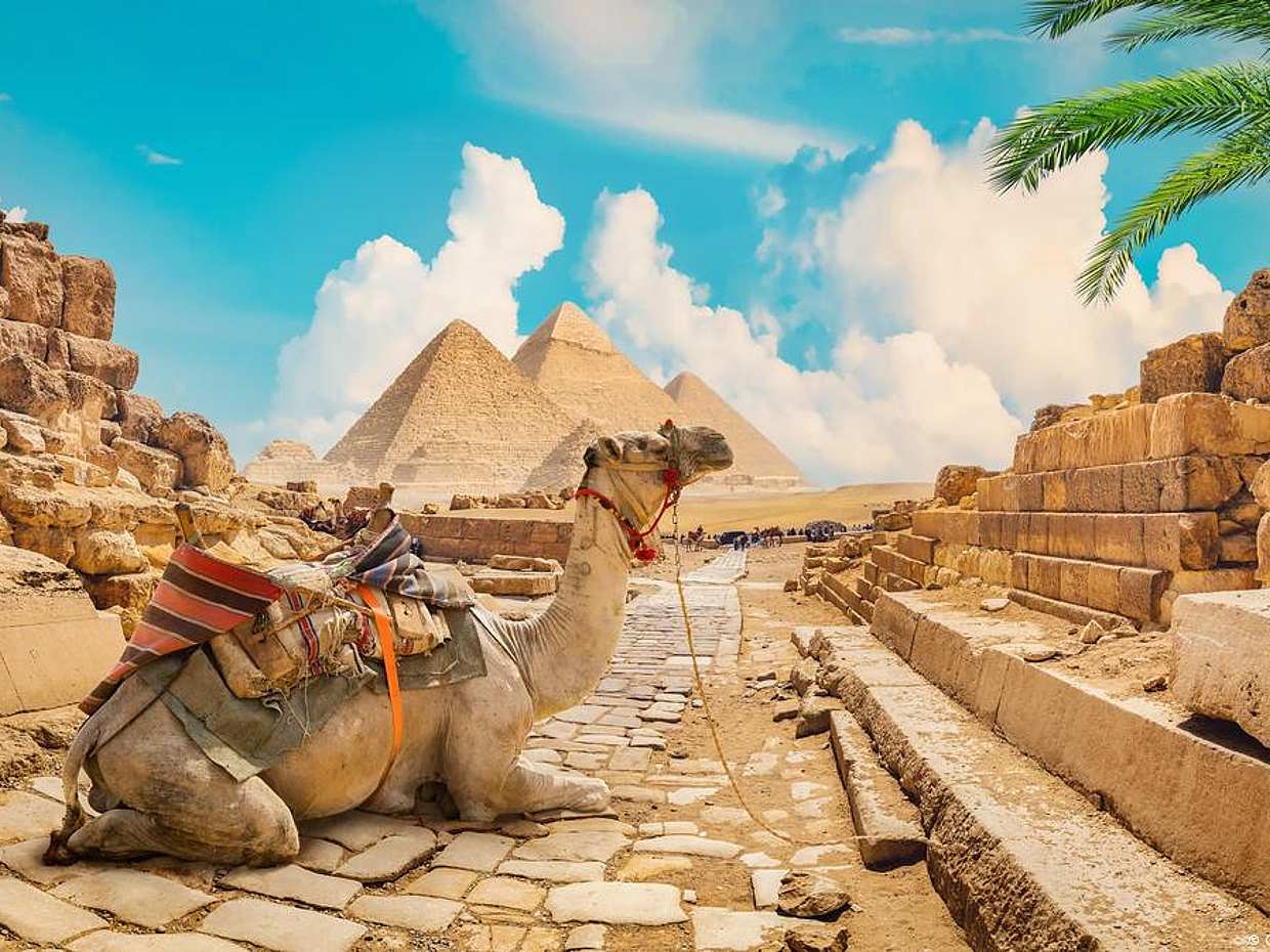 Özel Günlük Giza Piramitleri, Sakkara & Memphis Turu ve Mısır, Kahire'de Öğle Yemeği
