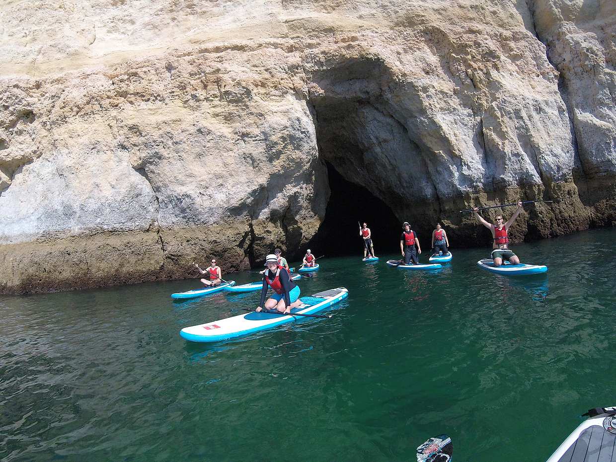 Benagil Cave Paddleboarding Avontuur in Portugal, Carvoeiro.
, photo 4