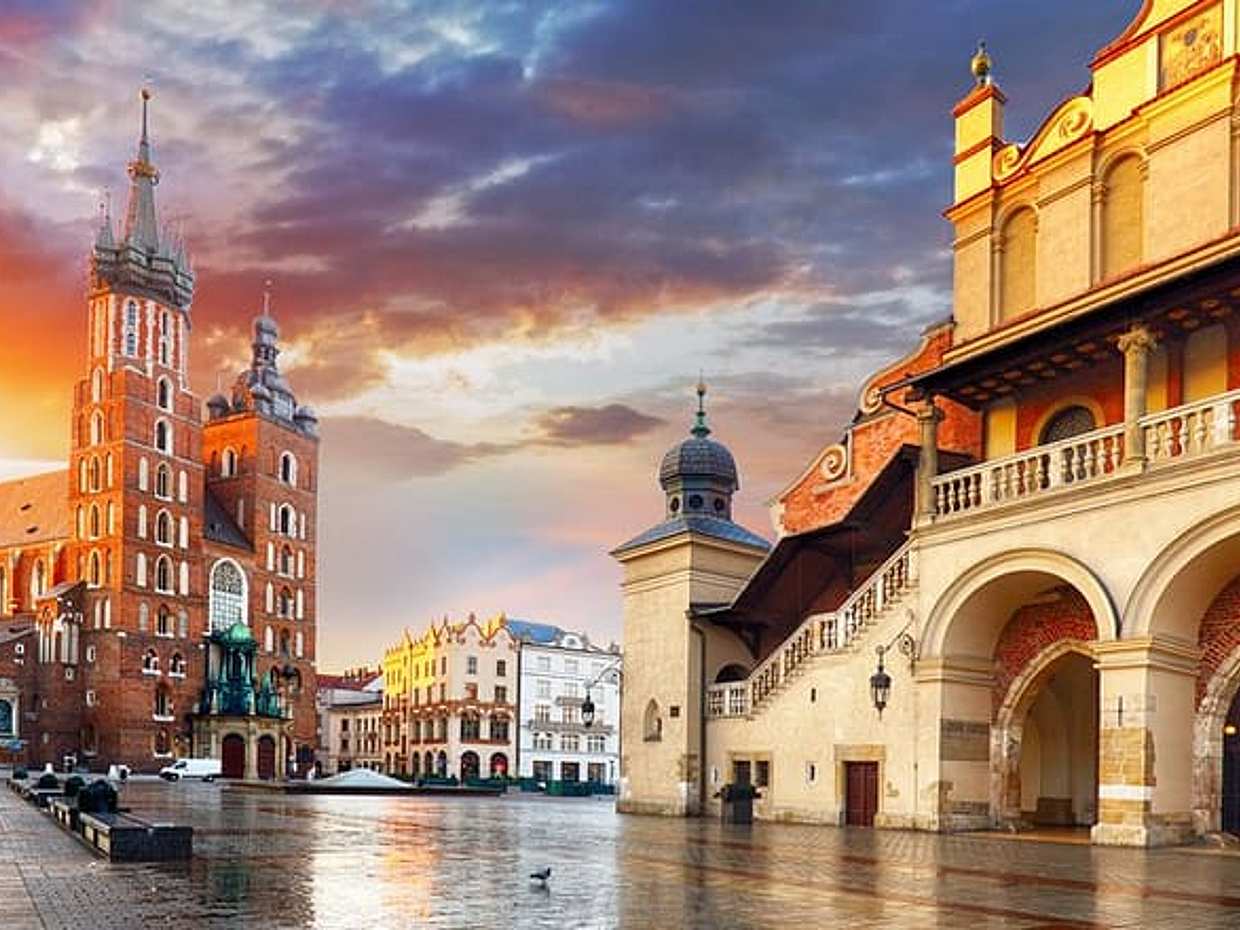 Budapeşte'den Krakow'a Özel Transfer, Macaristan'da Kapıdan Kapıya