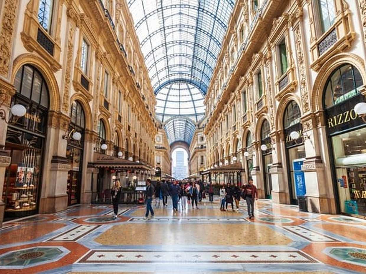 Milan Scavenger Hunt & Highlights Self-Guided Walking Tour in Italy, photo 2