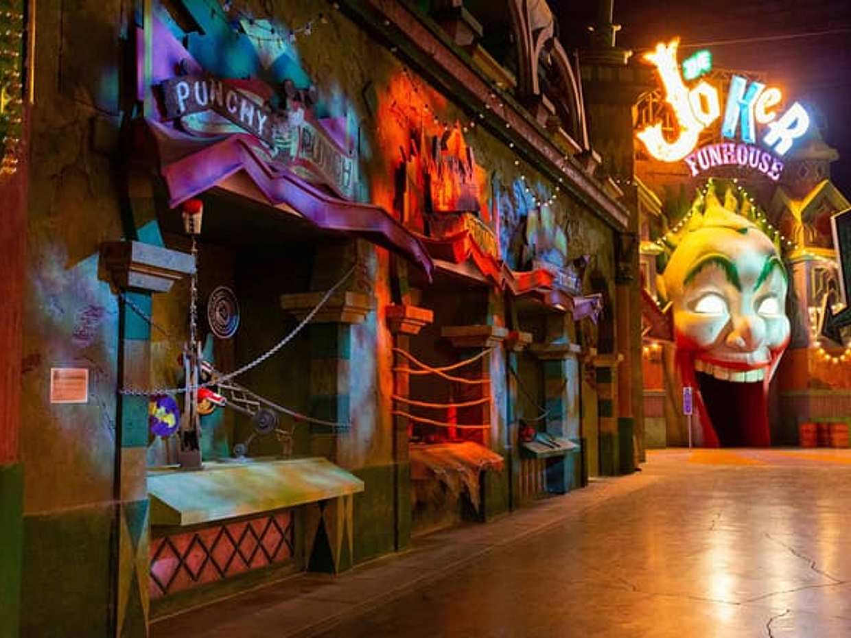 "Entrada a Warner Bros World Abu Dhabi en Emiratos Árabes Unidos, Área", photo 4