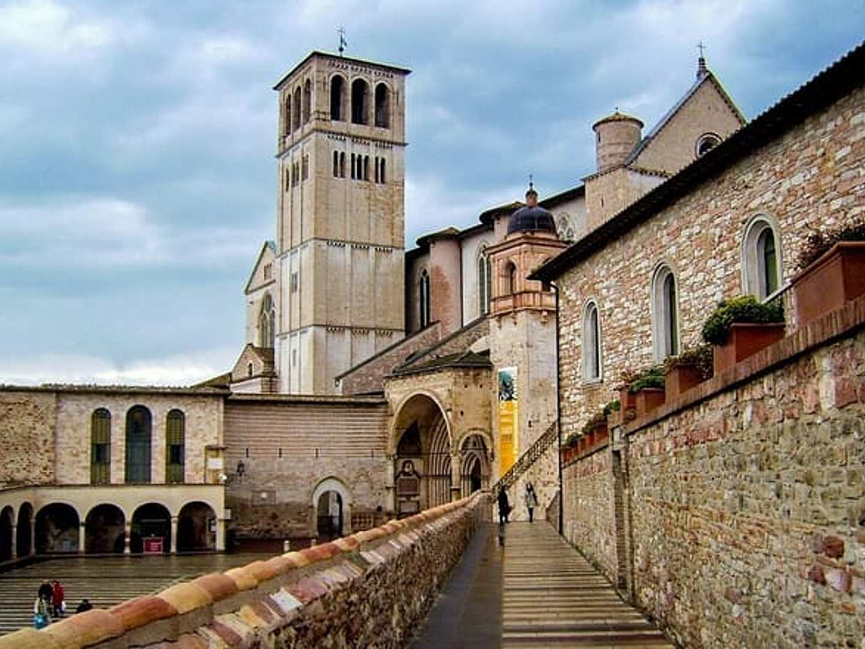 From Florence: Private Minivan Excursion To Assisi And Cortona, photo 3