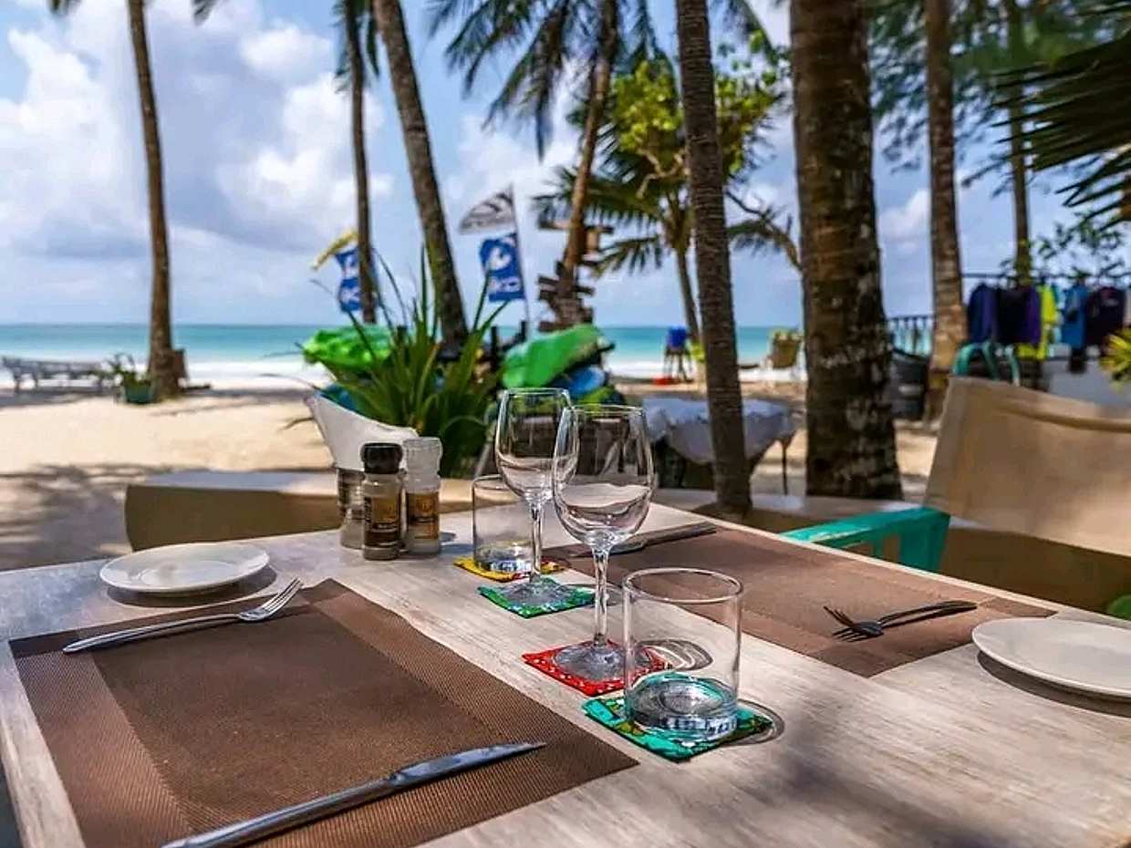 Diani Top Restaurants Reservation with Round Transfer in Kenya, Diani Beach, photo 4