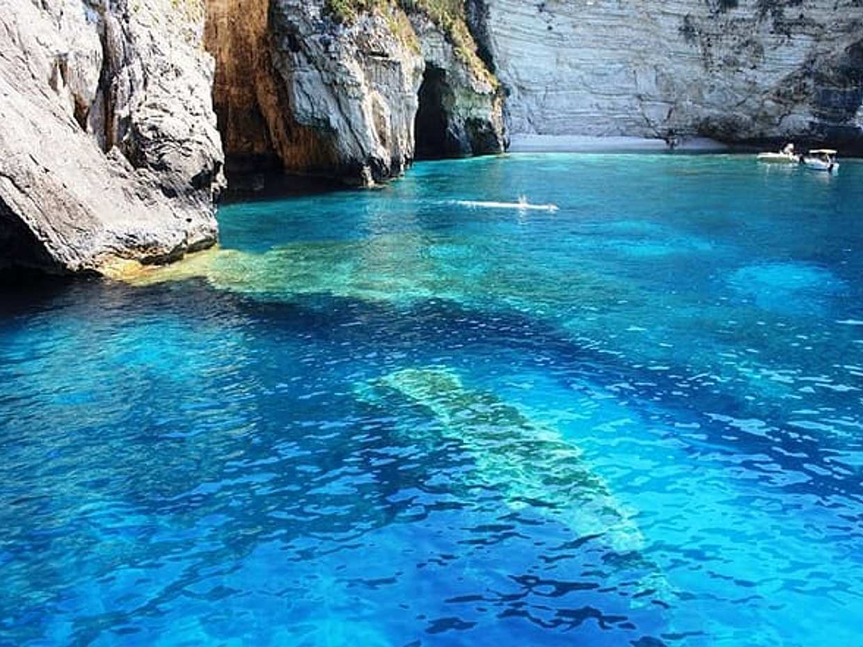 Crociera a Paxos, Antipaxos e alle Grotte Blu in Grecia, Corfù, photo 5