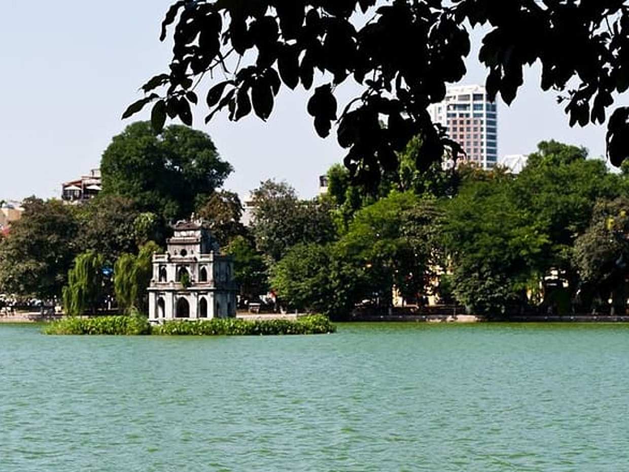 Exploring Hanoi by Motorbike Including Lunch, photo 3