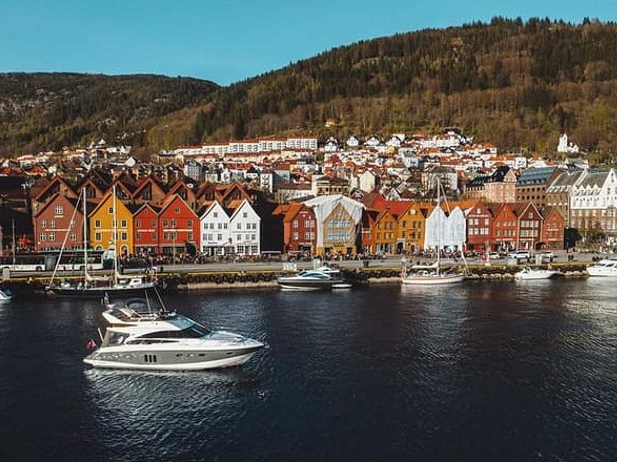Private cruise Bergen - Bekkjarvik / Mirabelle
