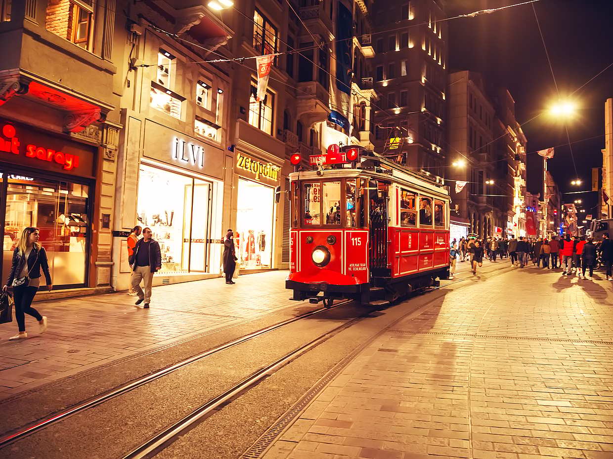 Istanbul by Night Private Sightseeing Tour by Car, Türkiye, photo 3