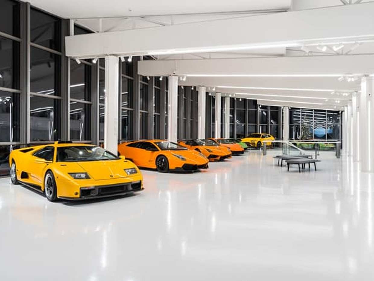 Bologna: Lamborghini Museum Entry Ticket and Factory English Tour, photo 3