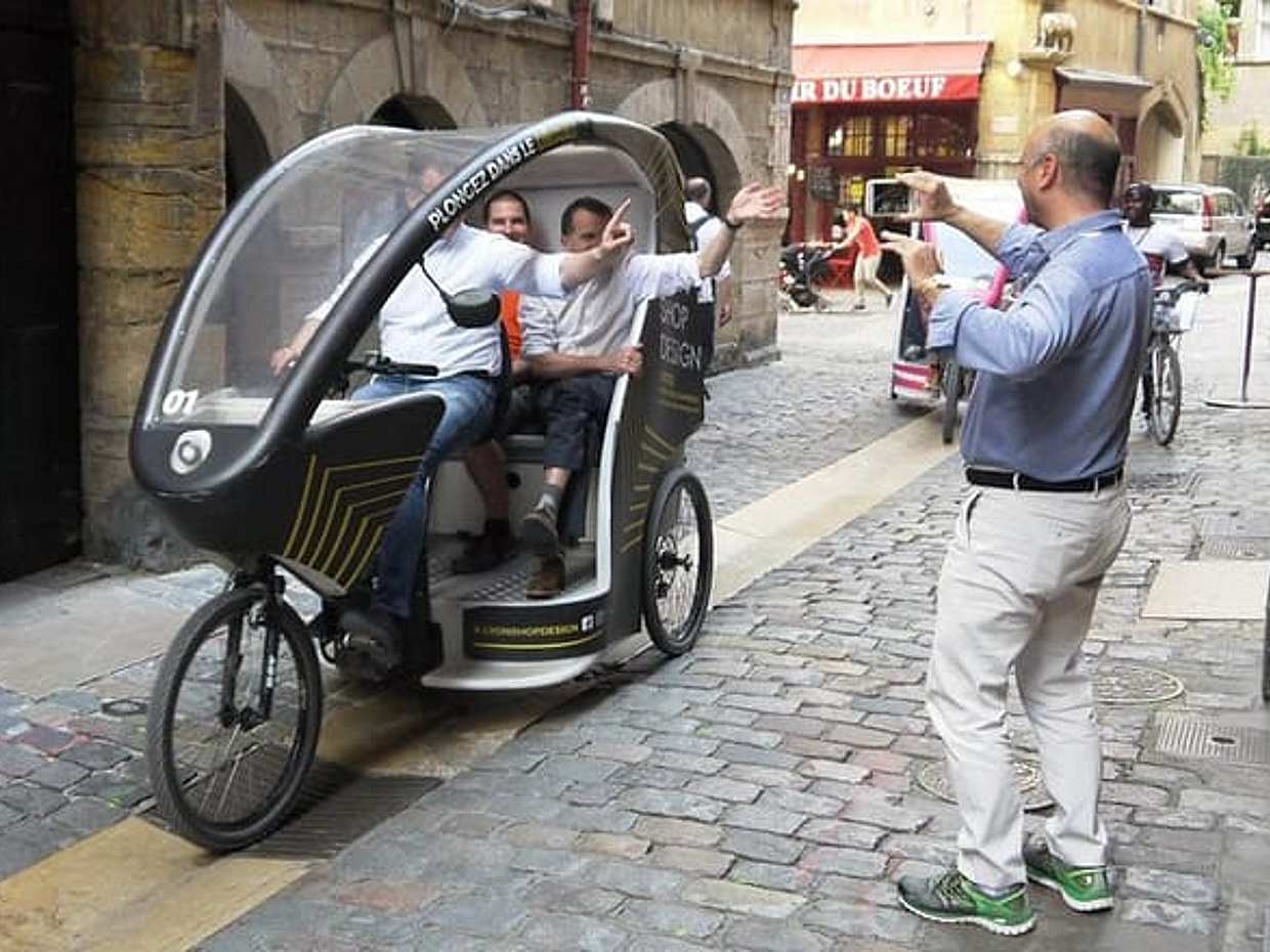 1 or 2-Hour, Unusual pedicab tour of Lyon, photo 2