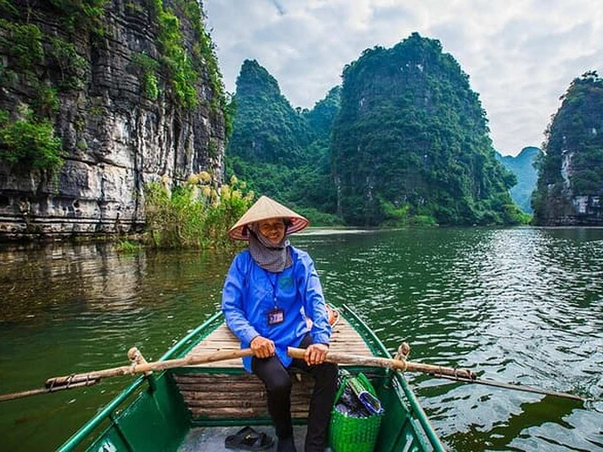 Ninh Binh Highlights Day Tour from Hanoi | Small Group of 9, photo 4