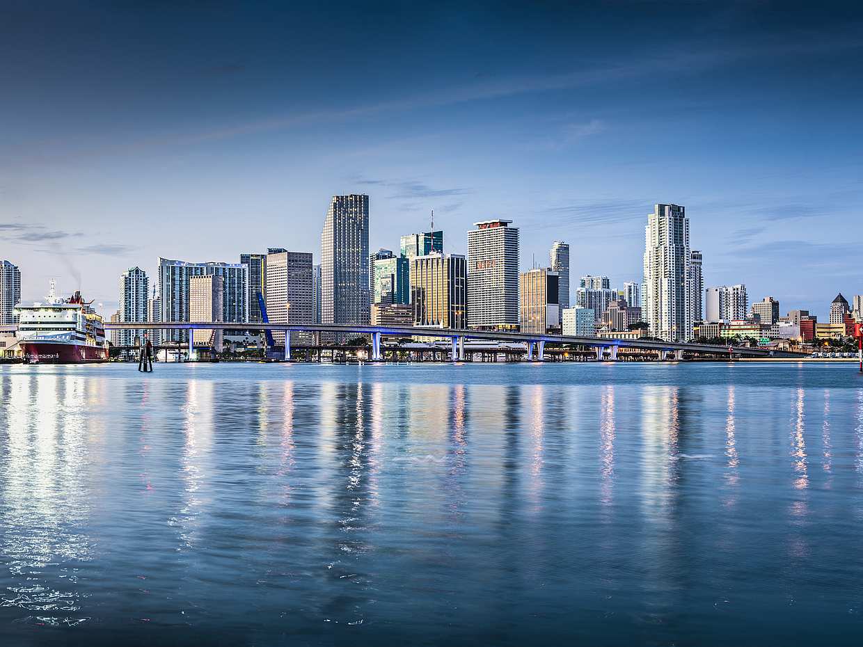 Fantastische Sightseeing-Bus- und Bootstour in Miami in den Vereinigten Staaten, Miami Sightseeing-Bus- und Bootstour.
