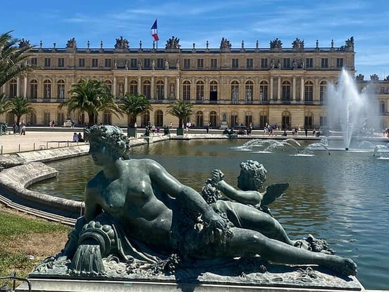 Private Versailles, Gardens, Trianon Live Guided Trip by Mercedes., photo 3