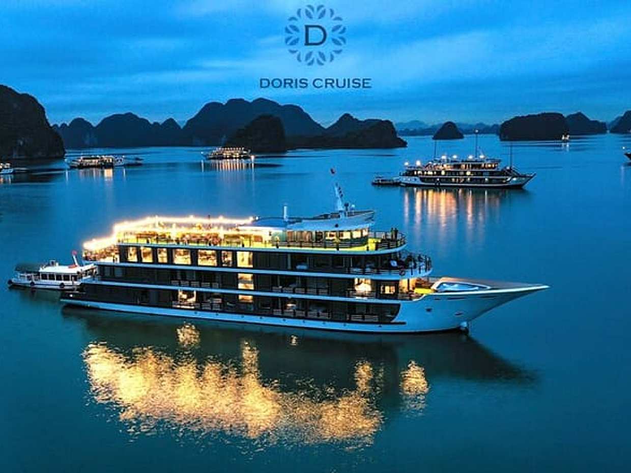 Luxury Doris Cruise 3 Days Explore Halong & Lan Ha Bay Private Balcony, photo 2