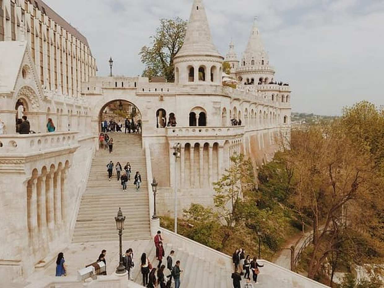 Budapest Scavenger Hunt & Highlights Self-Guided Walking Tour in Hungary, photo 4