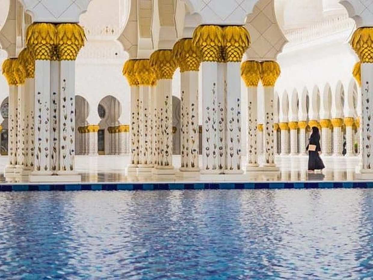Guided Abu Dhabi Royal & Cultural Tour | Multiple Options