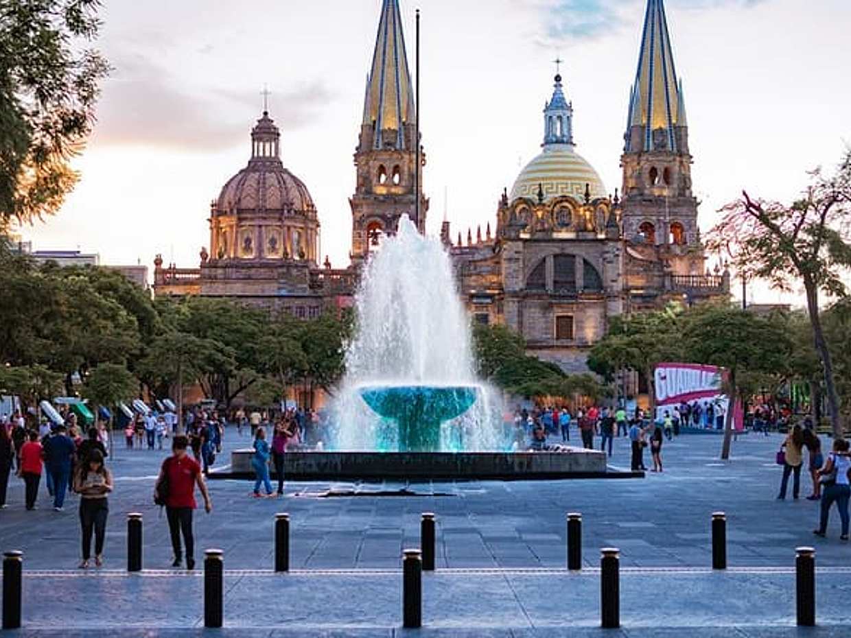 Mexico City to Guadalajara - Private Transfer with Optional Sightseeing