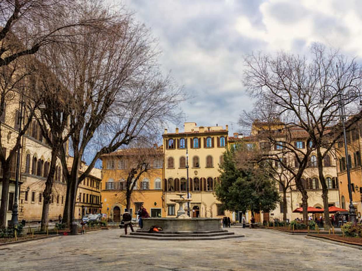 The Art of Leathercraft: Oltrarno Walking Tour & Leather Workshop, photo 2