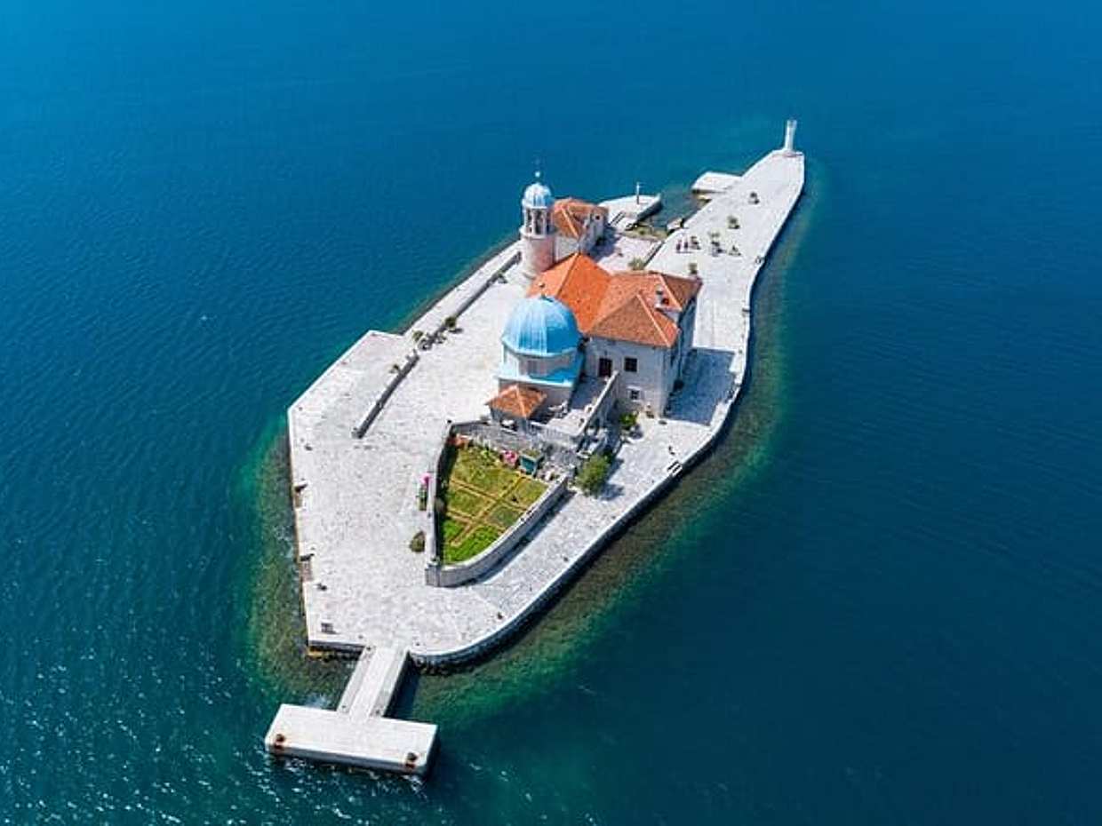 Kotor Fast-Track: Perast Old Town & Our Lady of the Rocks