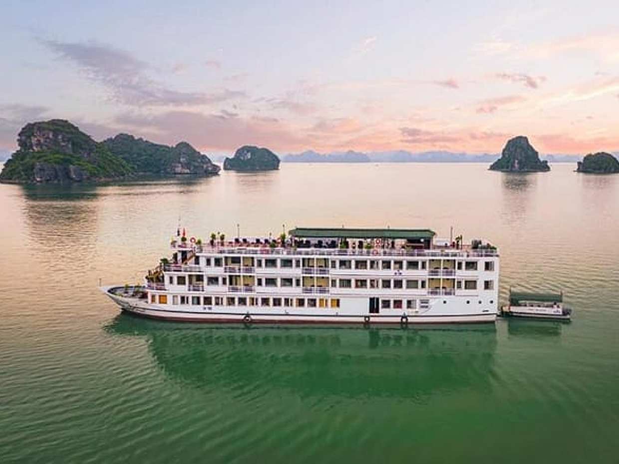 Halong Bay Crown Legend Cruise 2 Day from Hanoi included Transfer, Vietnam