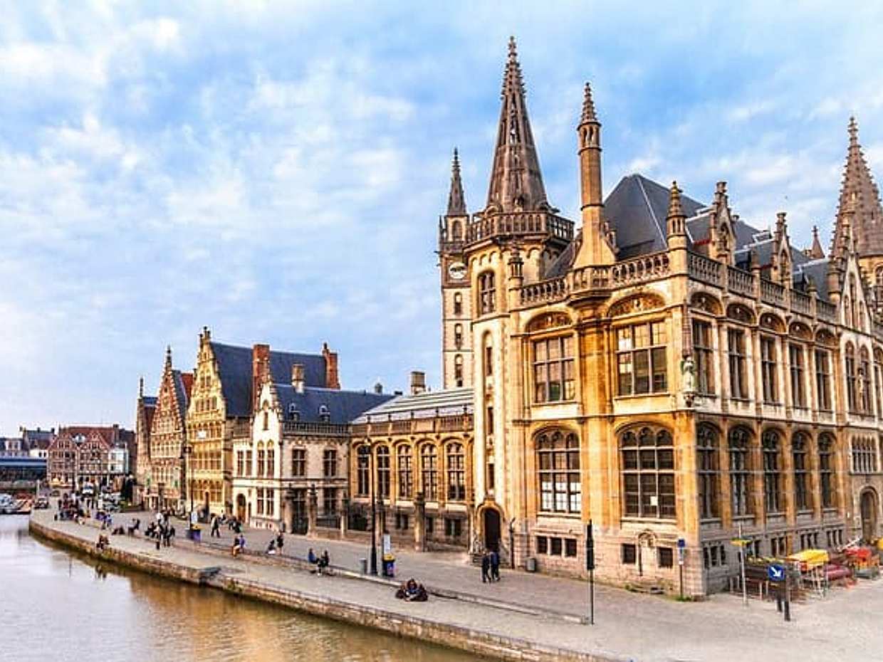 Privé transfer van Brugge naar Frankfurt, met een stop van 2 uur in Gent, België., photo 4