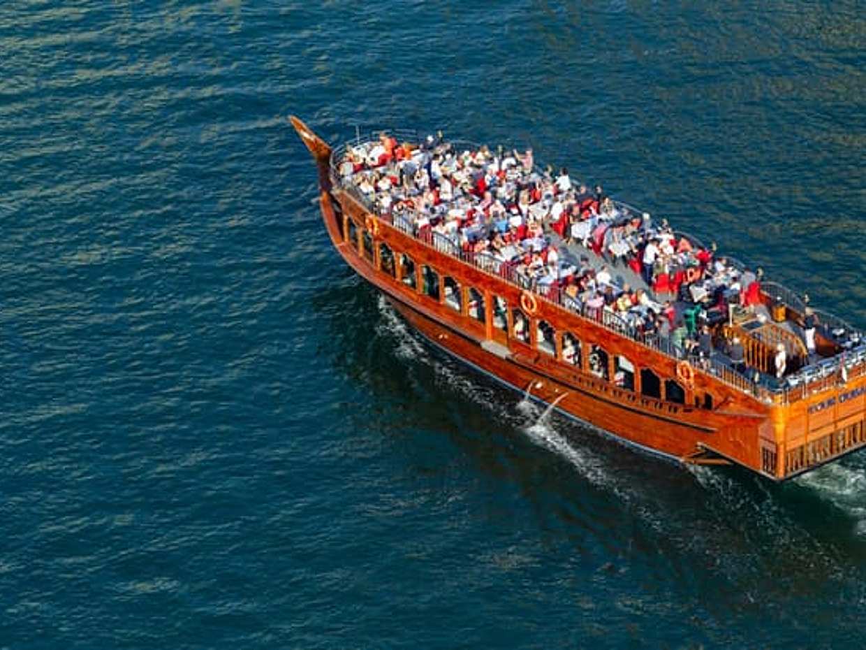 Reserve a Romantic Dhow Cruise Dinner in Abu Dhabi Online, photo 4