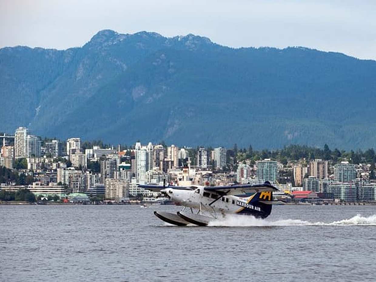 Vancouver City Tour With Scenic ULTIMATE Sea Plane Ride, photo 2