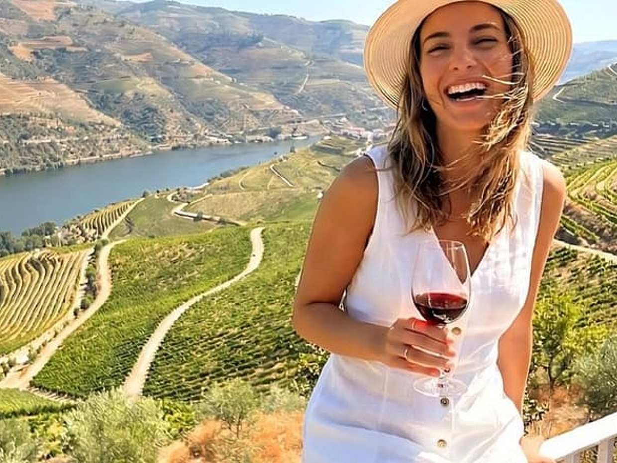 DOURO VALLEY: Small Group Premium Wine Tour, Winery's Lunch and Private Cruise in Portugal, Porto