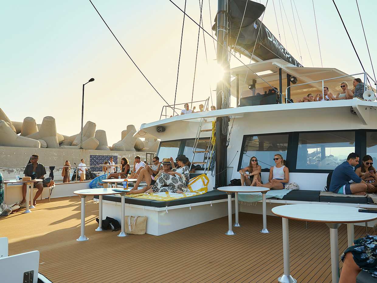 <p>Kissamos to Balos & Gramvousa: All-Inclusive Morning Luxury Catamaran Cruise (Comfort) in Greece, Crete</p>
<p>คิสซามอส ไปยัง บาลอส & กรัมวูซา: บริการเรือคาตามารันสุดหรูยามเช้าแบบรวมทุกอย่าง (Comfort) ในกรีซ, ครีต</p>, photo 5