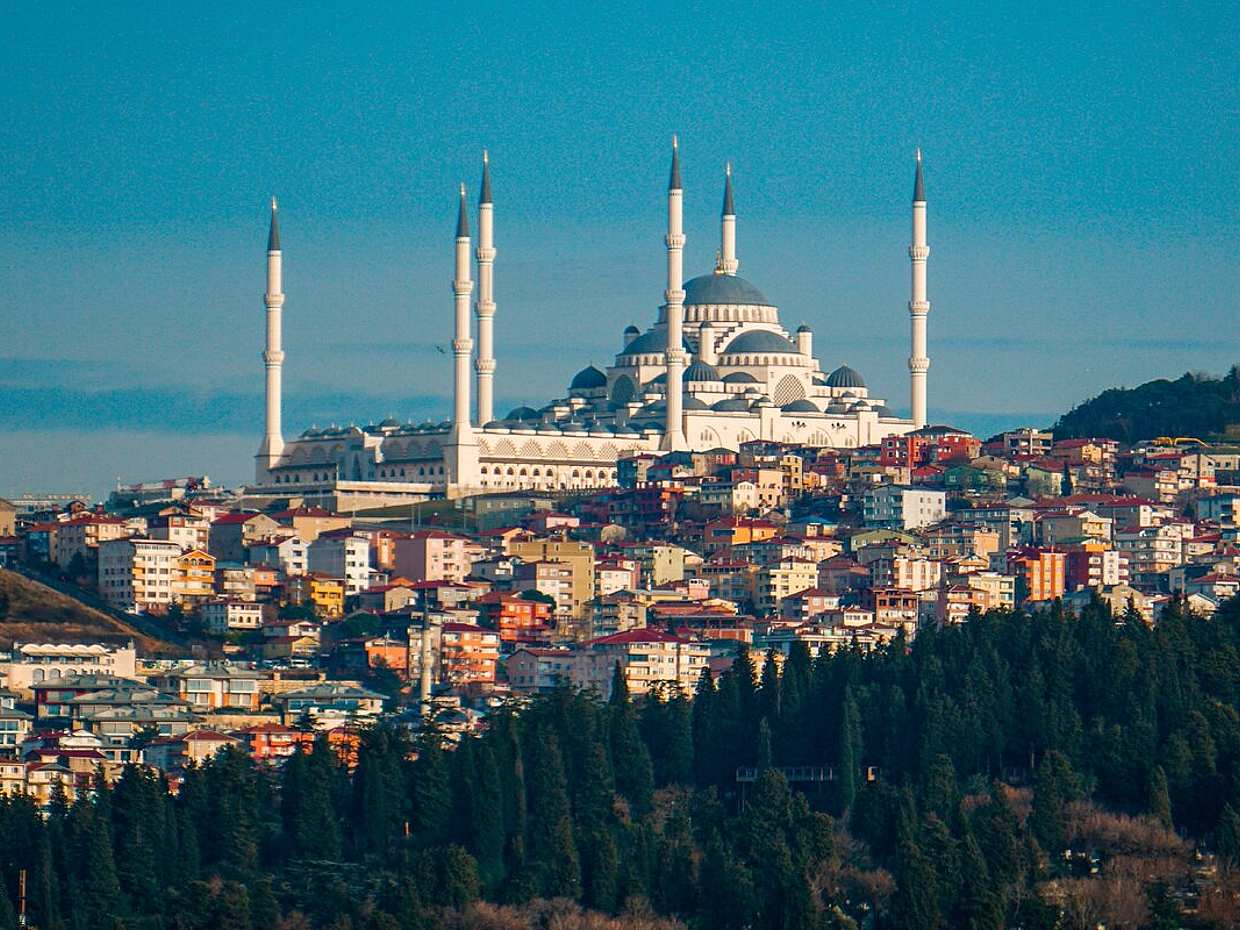 Ganztägige Tour durch Istanbul "Auf zwei Kontinenten" in russischer Sprache in der Türkei