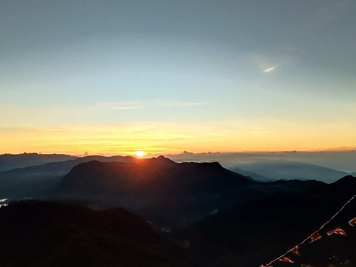 2-day Adam's Peak Private Hiking Tour in Sri Lanka, Kandy, photo 3