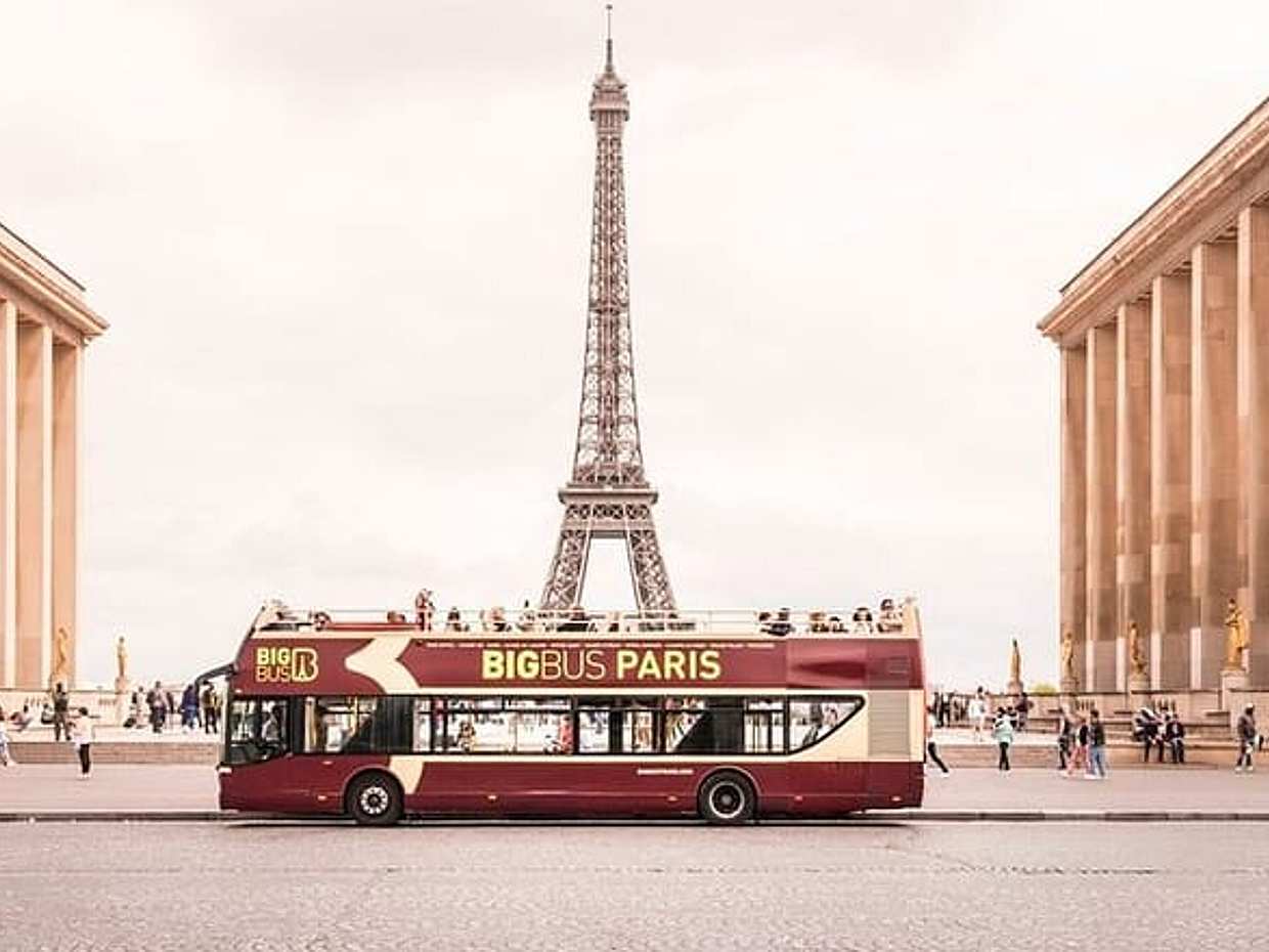 Paris VIP open deck bus experience with cruise and private Pick up drop -4 hours