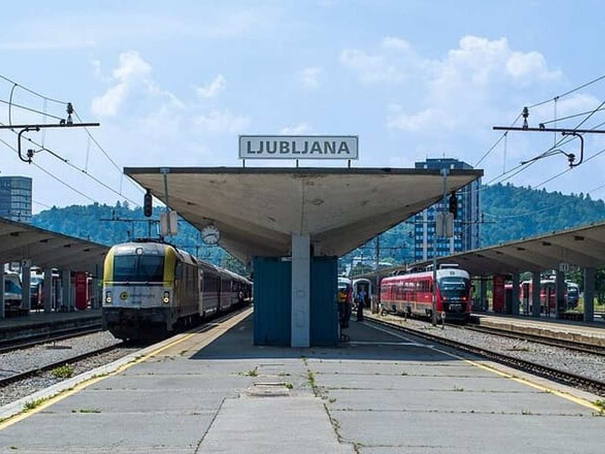 Private Direct Transfer from Vienna To Ljubljana, Local Driver in Austria, photo 5